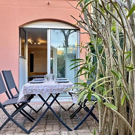 Appartement Jules Vernes Clim Wifi Terrasse Agde